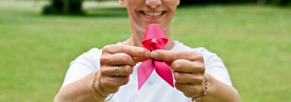 Frau_mit_Pink_Ribbon_DSC_5745