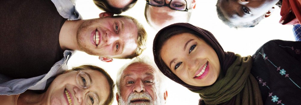 Group,Of,Diversity,People,Smiling,Together,Team,Unity